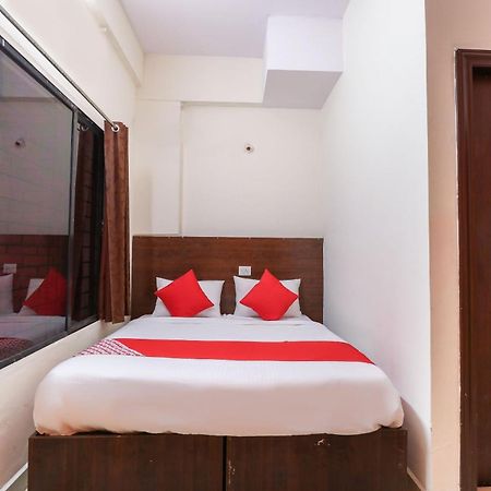 Hotel O The Royal International Hotel Bangalore Esterno foto