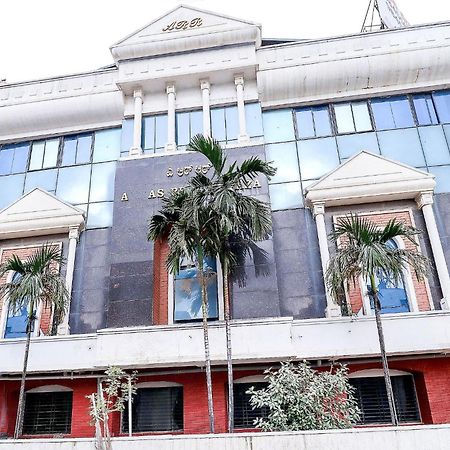 Hotel O The Royal International Hotel Bangalore Esterno foto