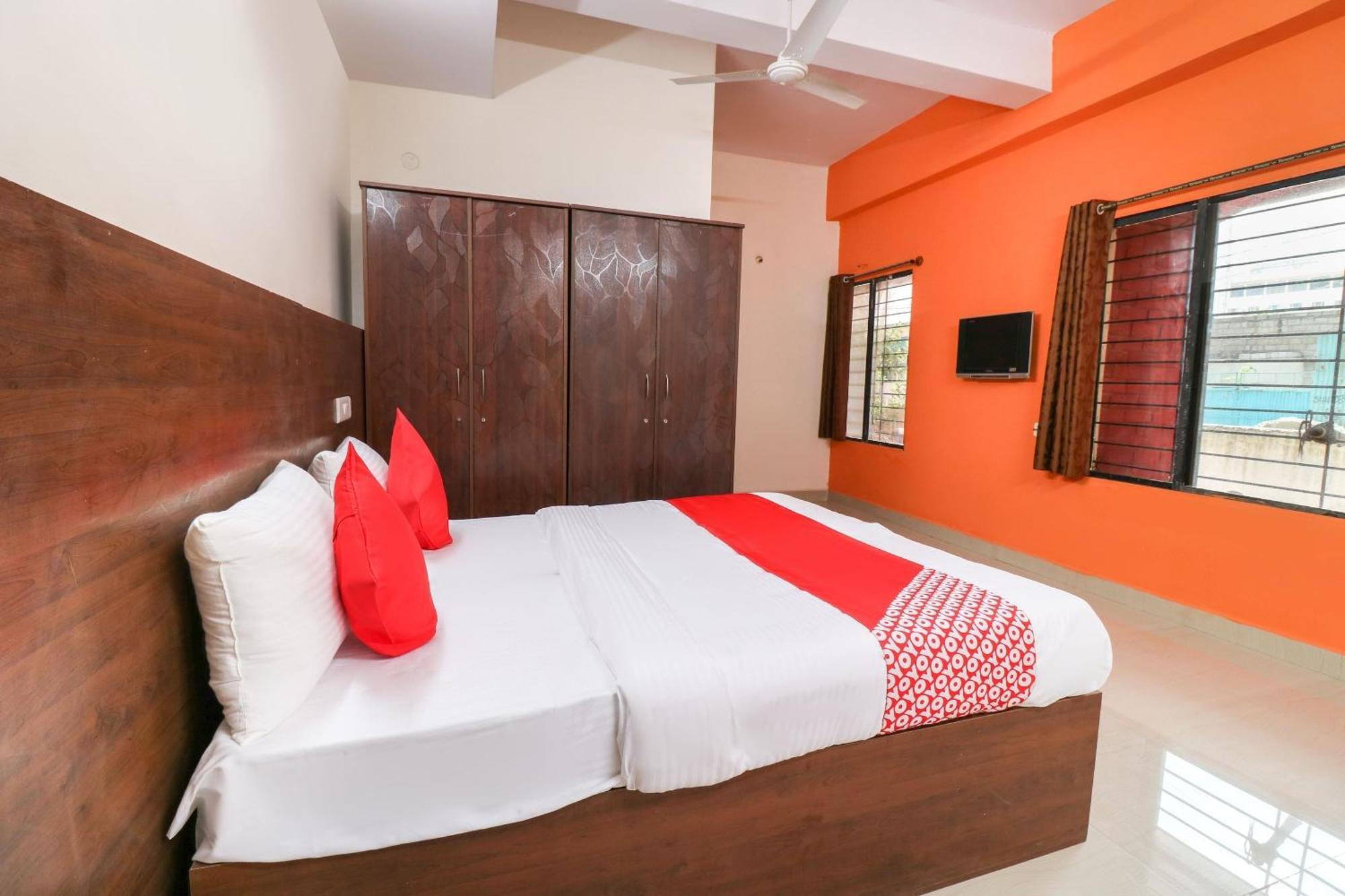 Hotel O The Royal International Hotel Bangalore Esterno foto