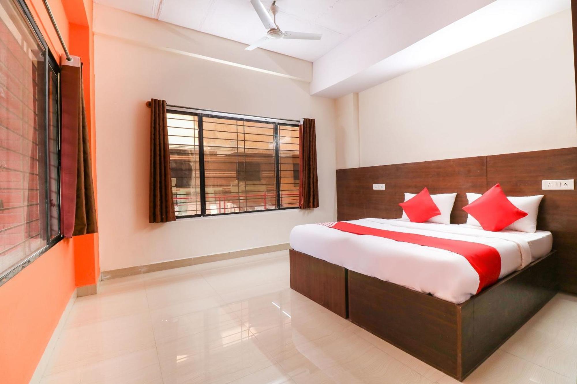Hotel O The Royal International Hotel Bangalore Esterno foto