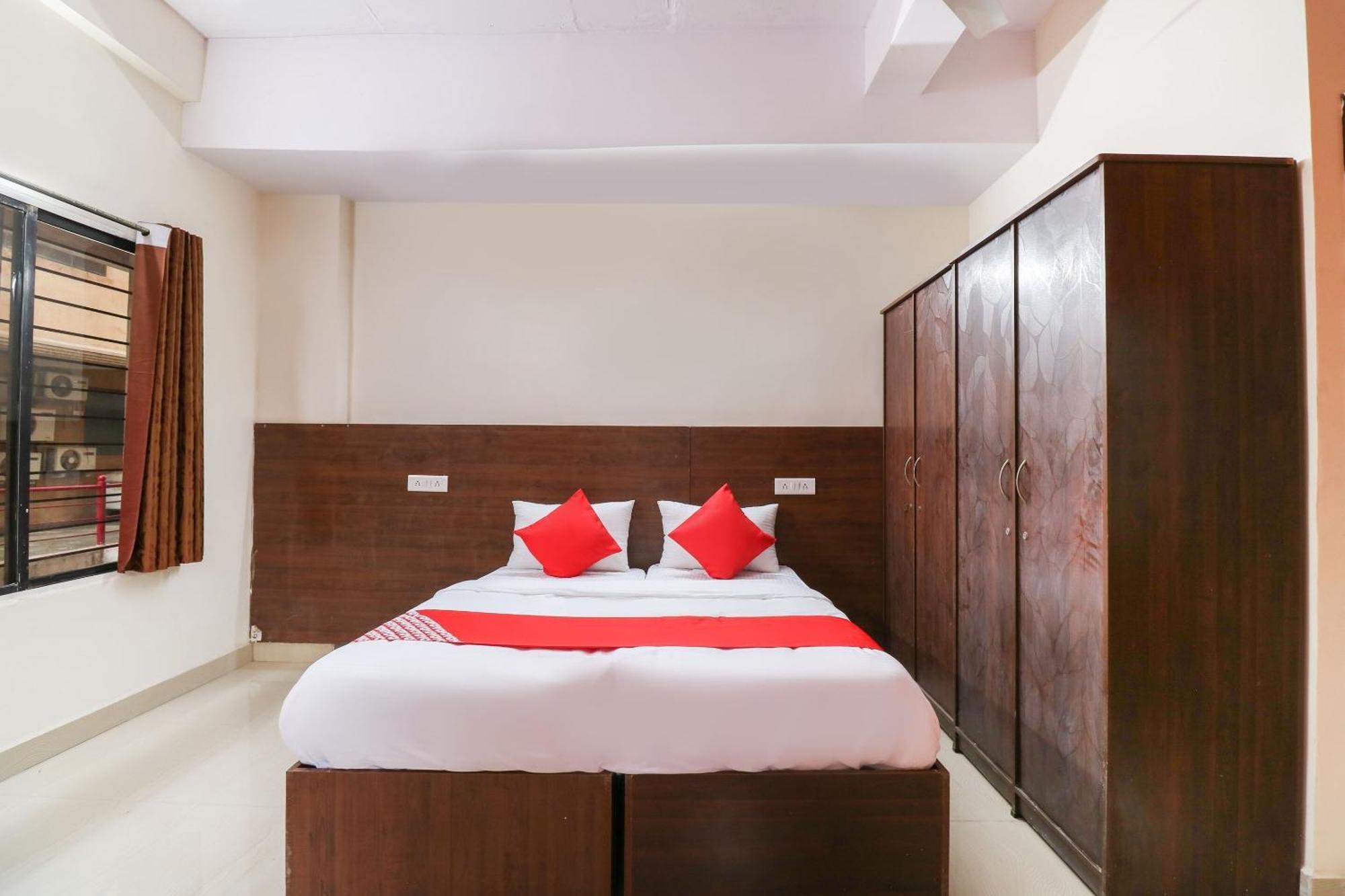 Hotel O The Royal International Hotel Bangalore Esterno foto